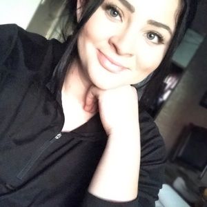 Meet your Posher, Marisol